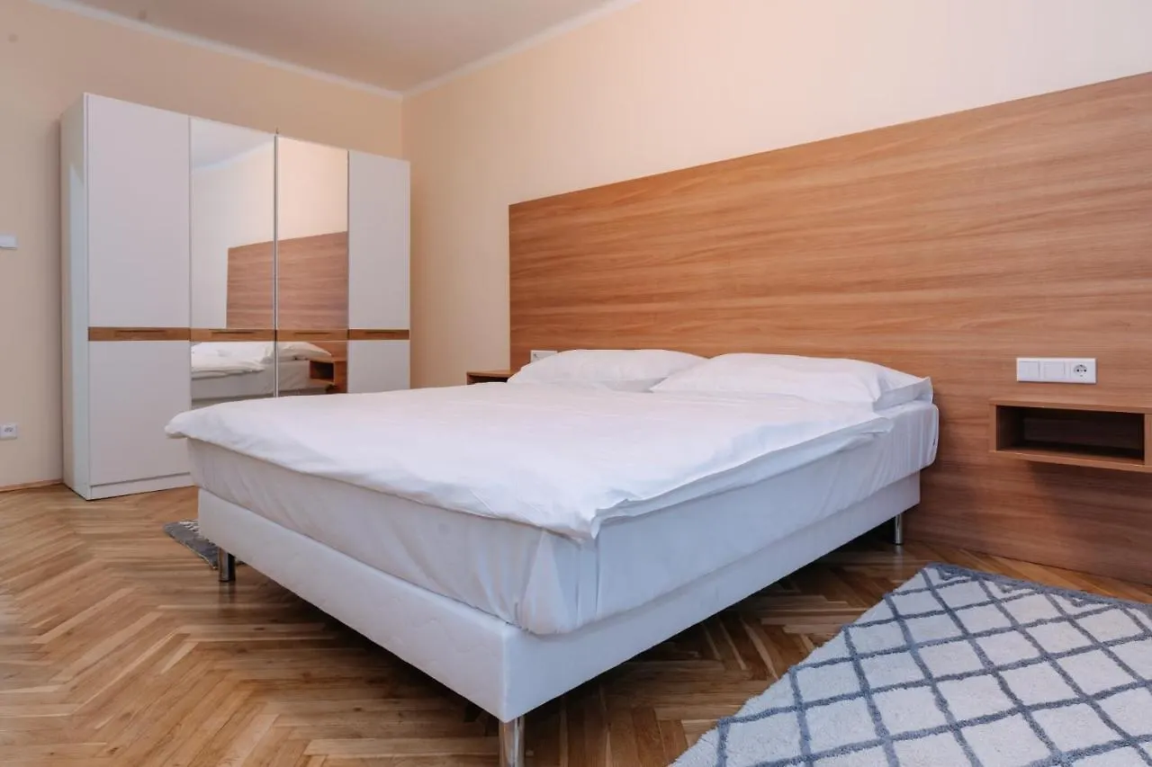 Apartments Tgm 11 Karlovy Vary