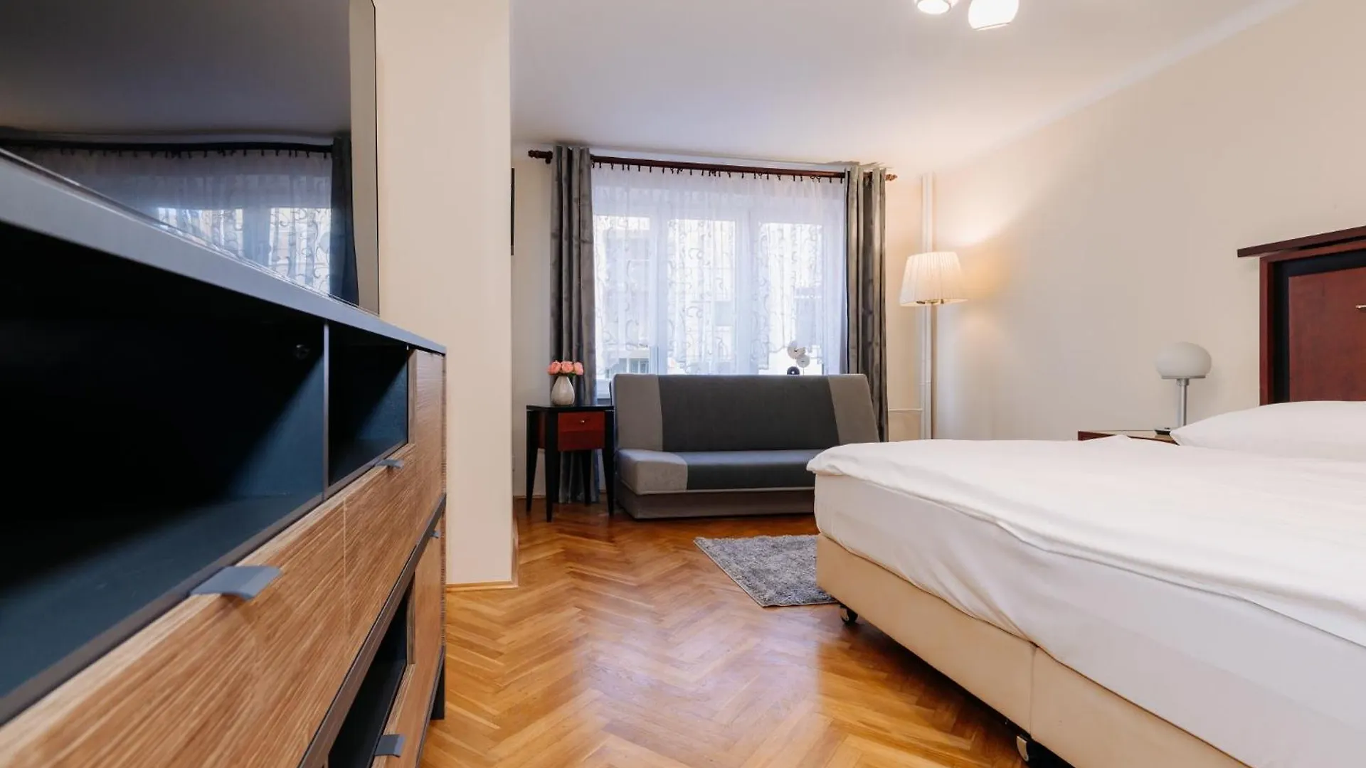 Apartments Tgm 11 Karlovy Vary 0*,