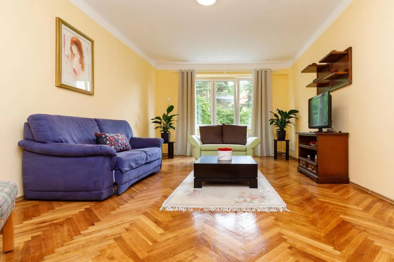 Apartments Tgm 11 Карловы Вары