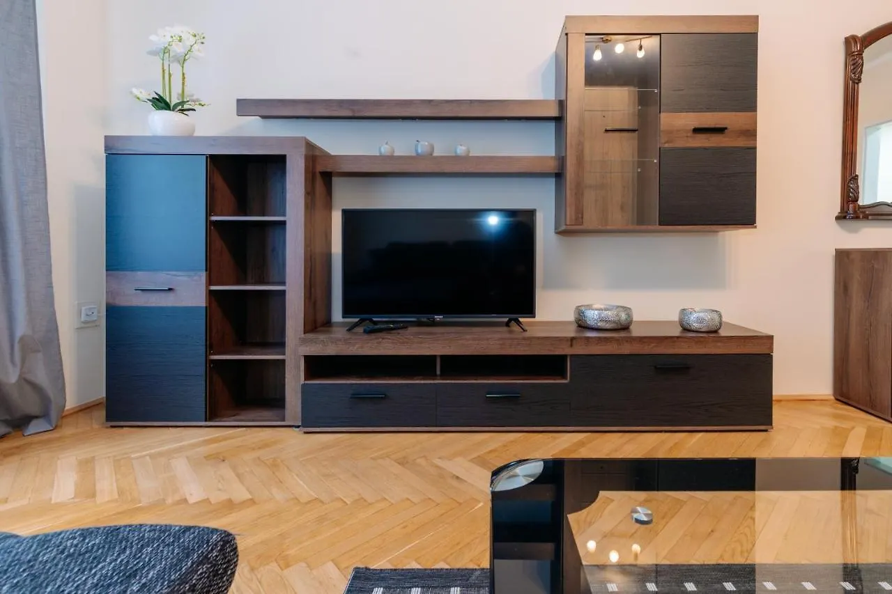 Apartments Tgm 11 Karlovy Vary