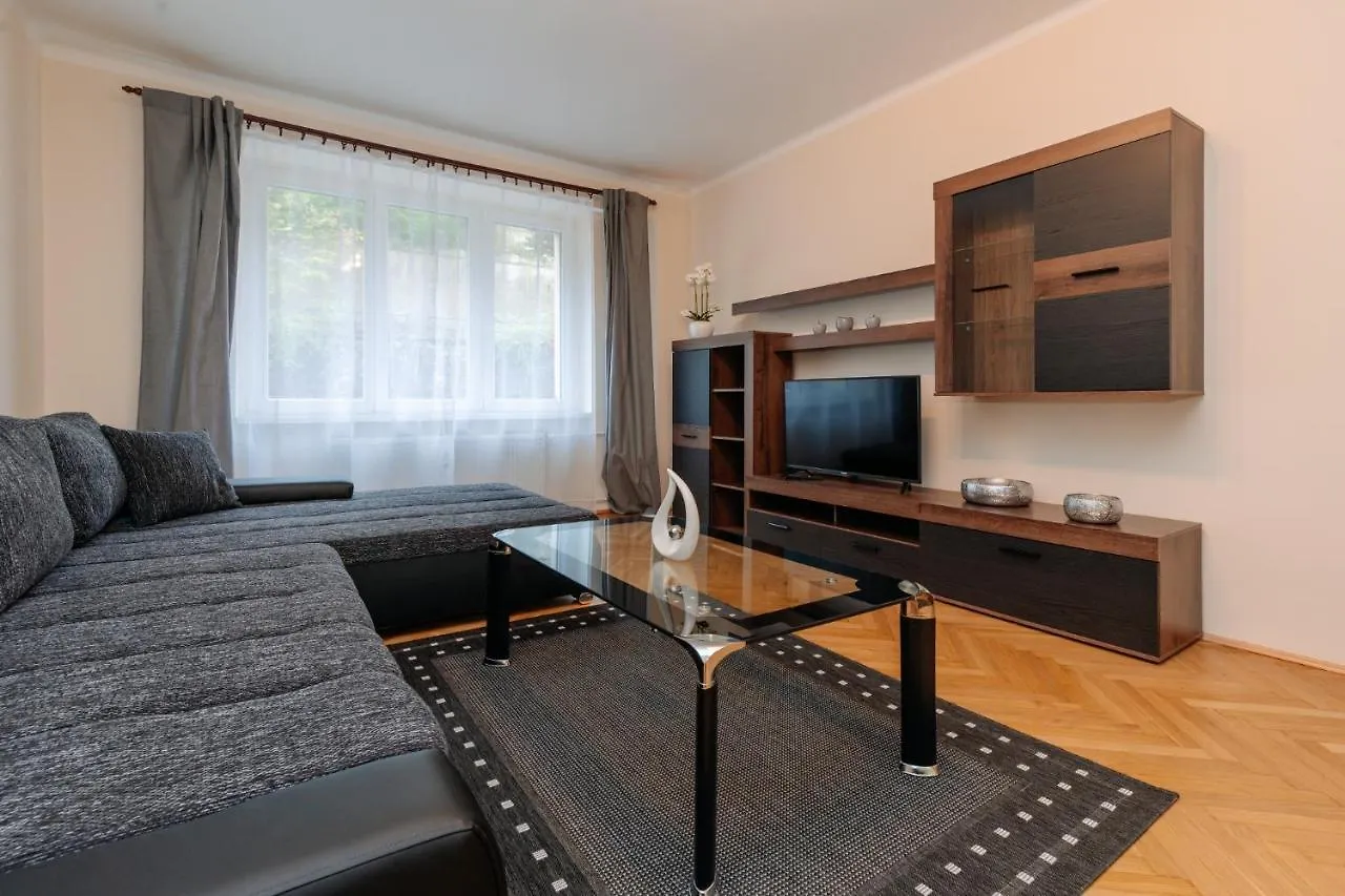 Apartments Tgm 11 Карловы Вары