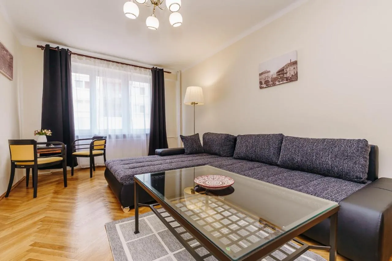 Apartments Tgm 11 Карловы Вары 0*,