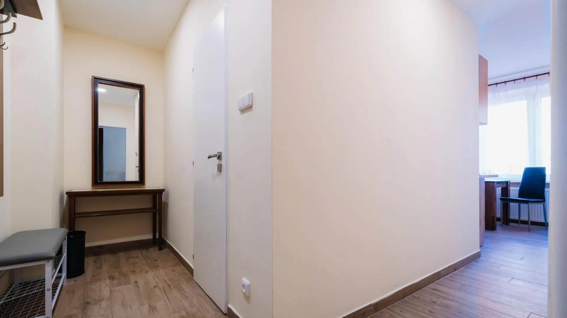 Apartments Tgm 11 Карловы Вары 0*,